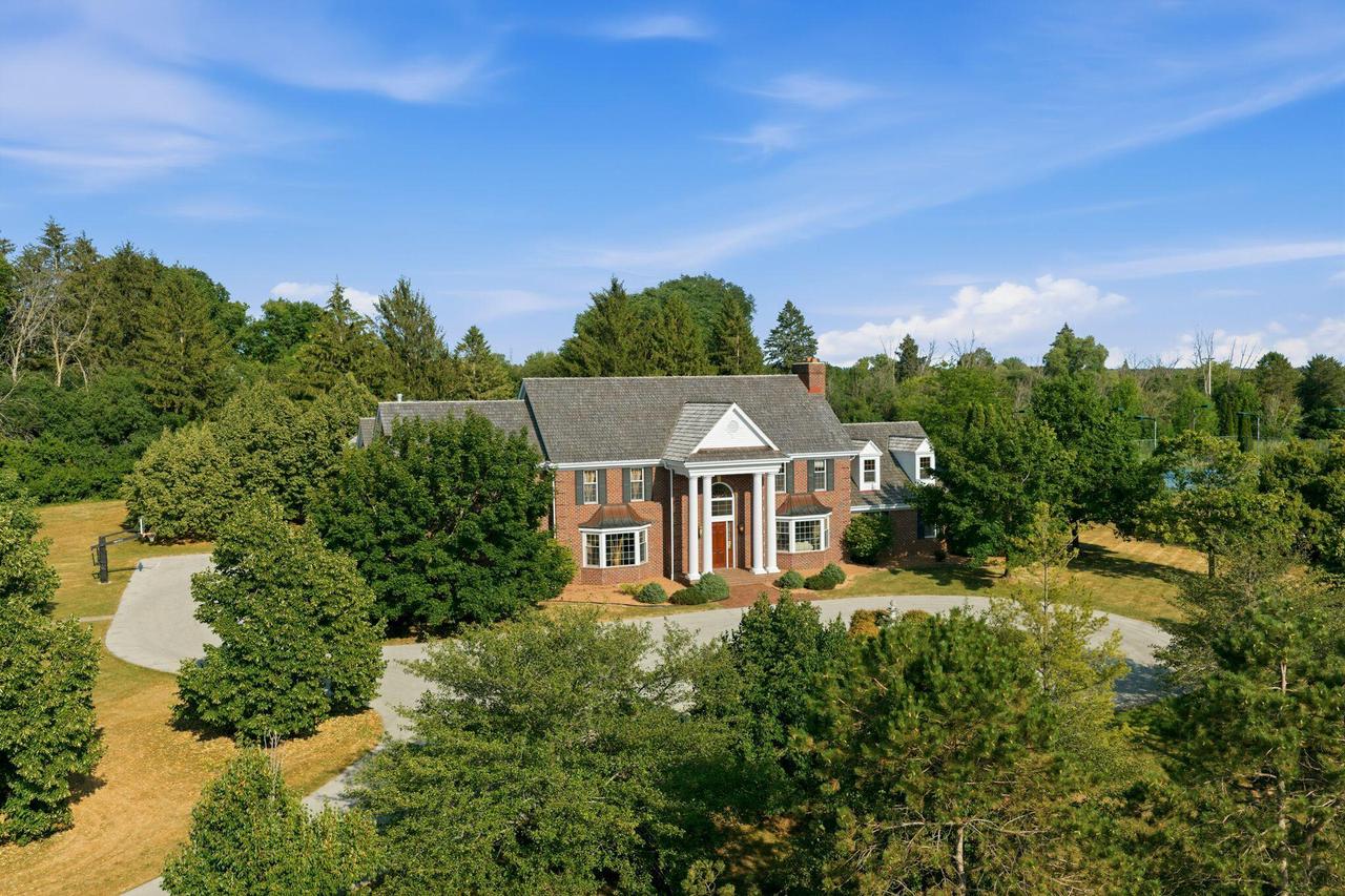 9010 N Upper River Court — photo