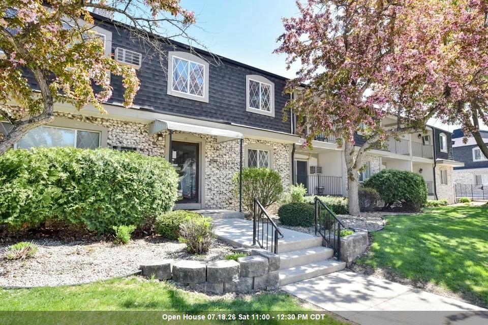 121 W North Street 27 — photo