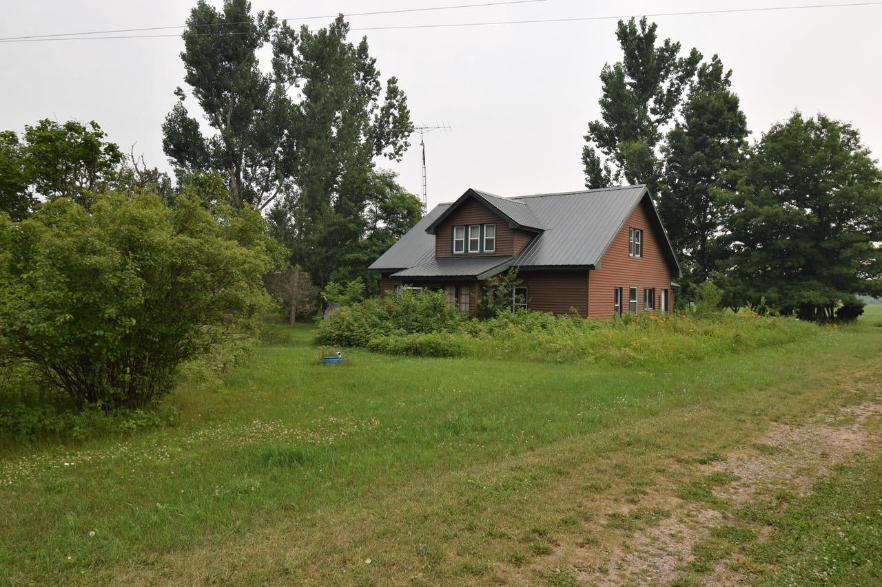 4515 Peshtigo River Road — photo