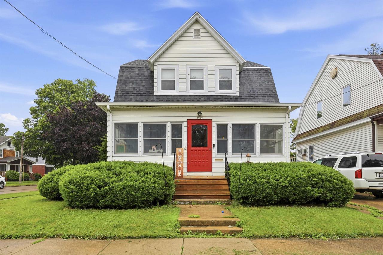 1044 Mt Vernon Street — photo