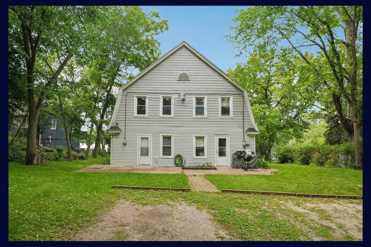 115 E Lake Lane — photo