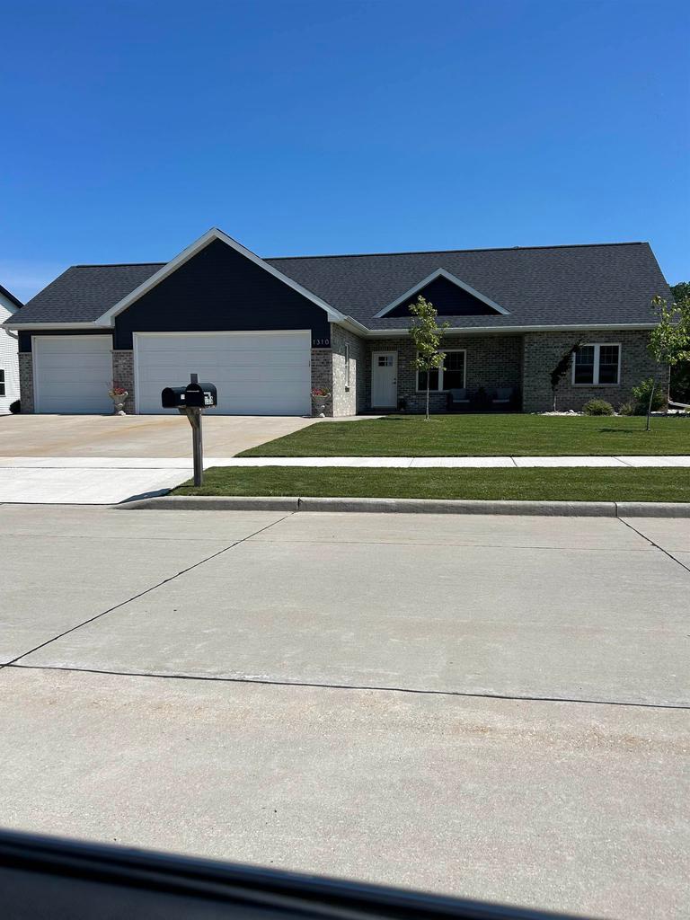 1310 Greyhound Street — photo