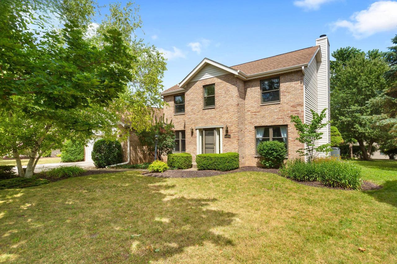 948 Cedar Drive — photo