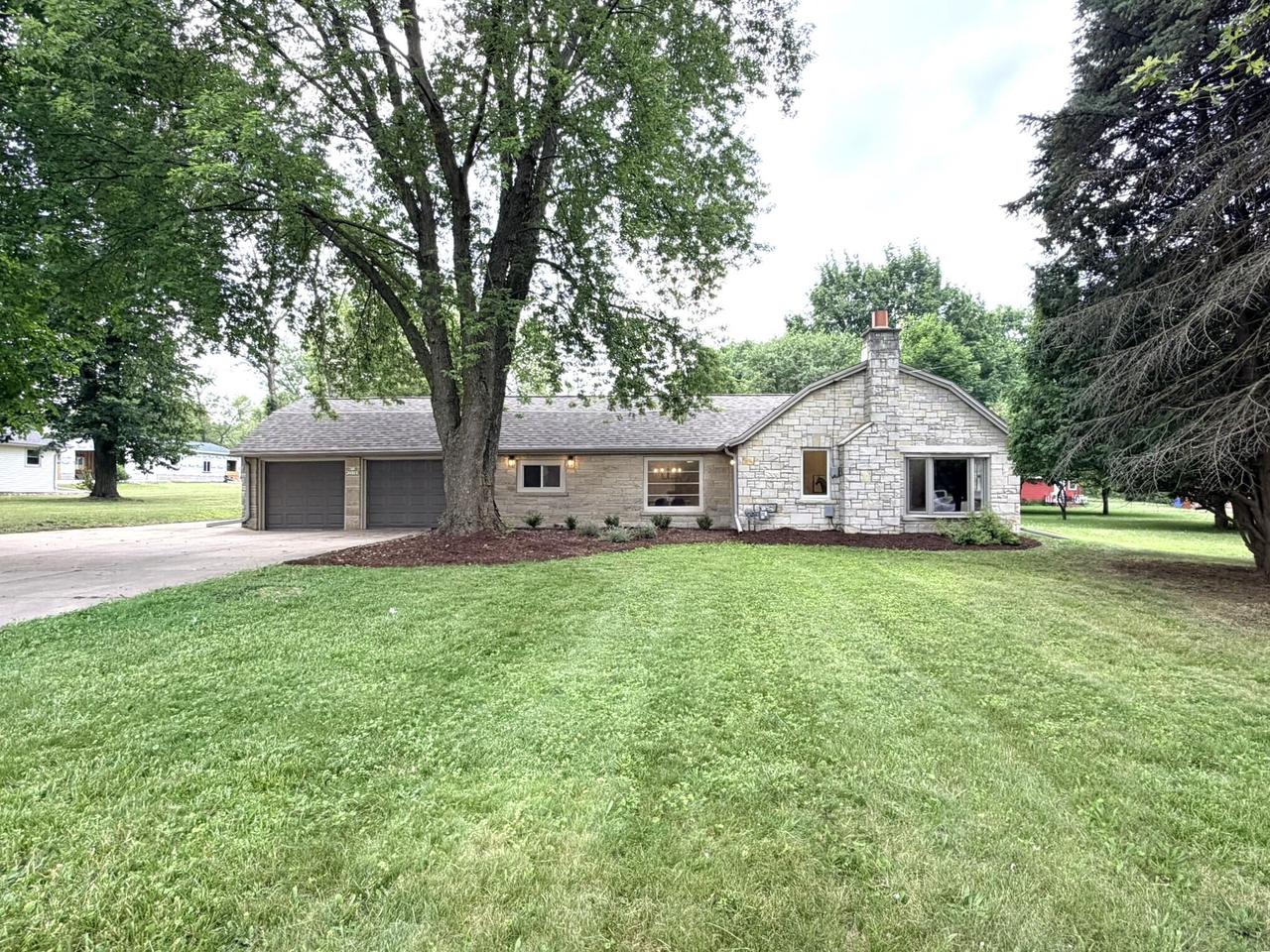 N71W22103 Good Hope Road — photo