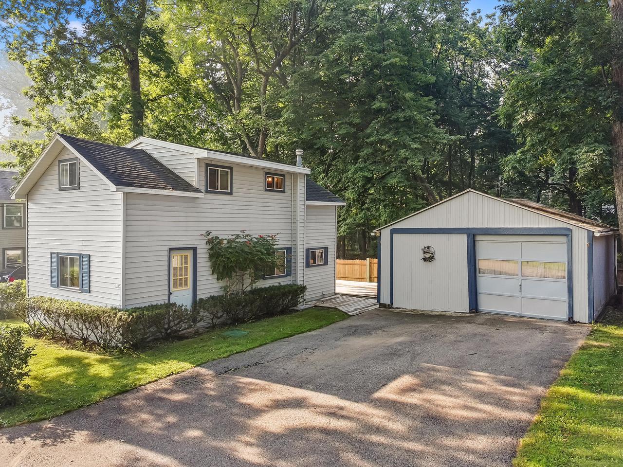 1605 Jackson Park Drive — photo