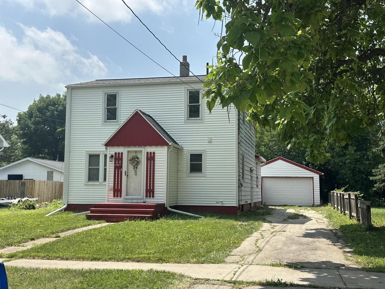 716 Appleton Street — photo