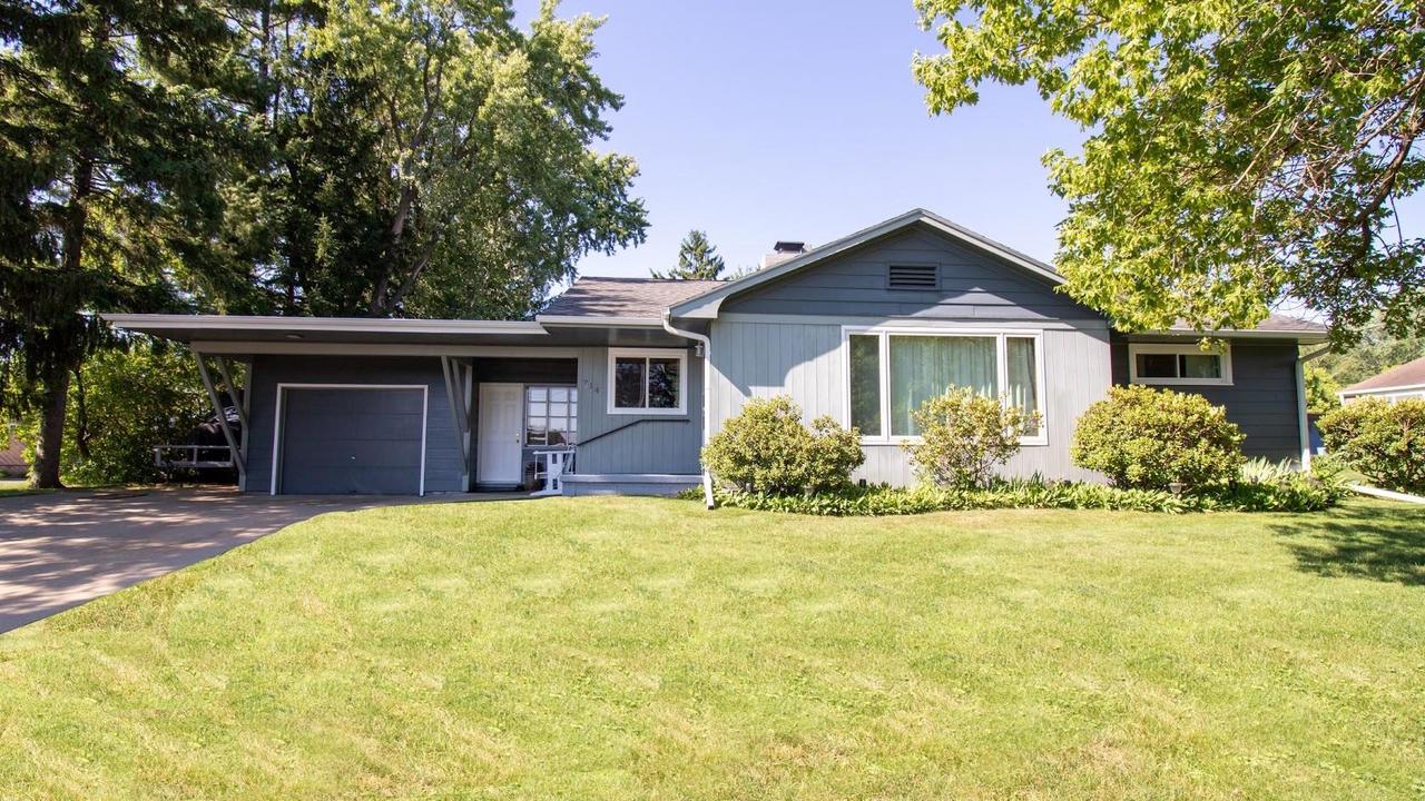 714 W Randolph Street — photo