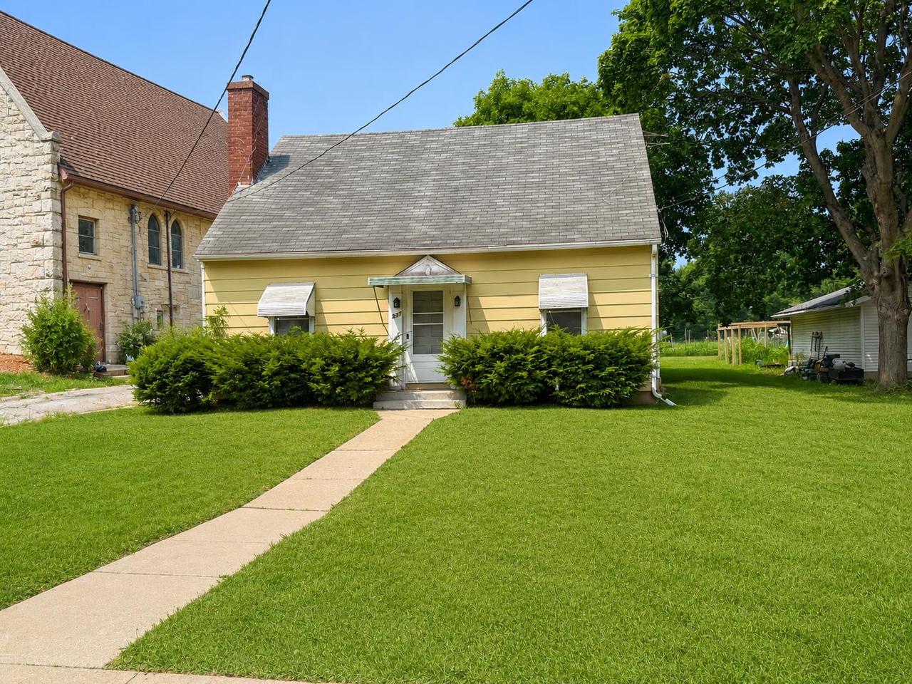 237 N Main Street — photo