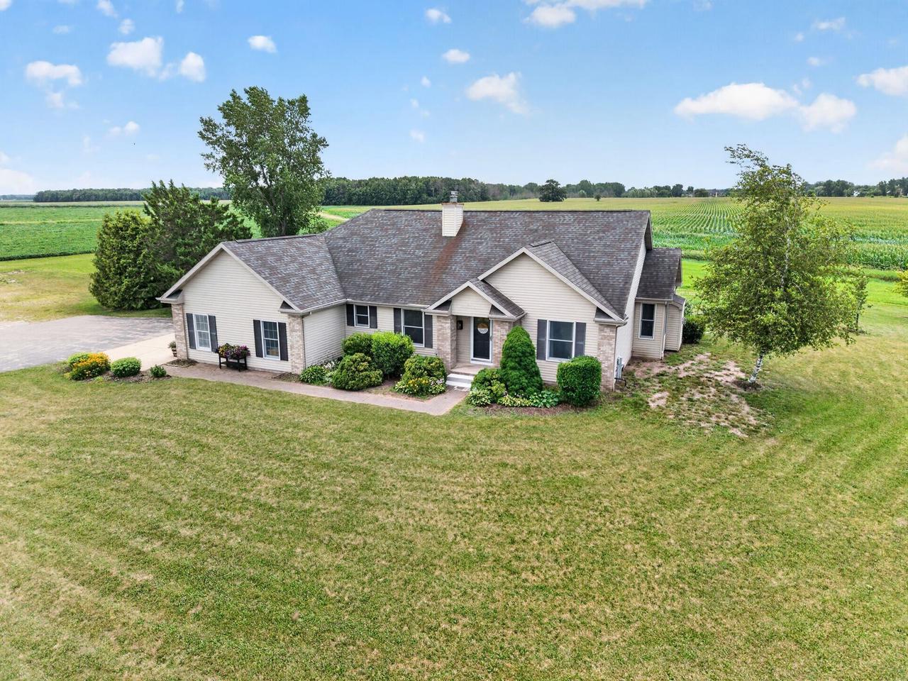7265 County Rd D, Winneconne, WI 54963