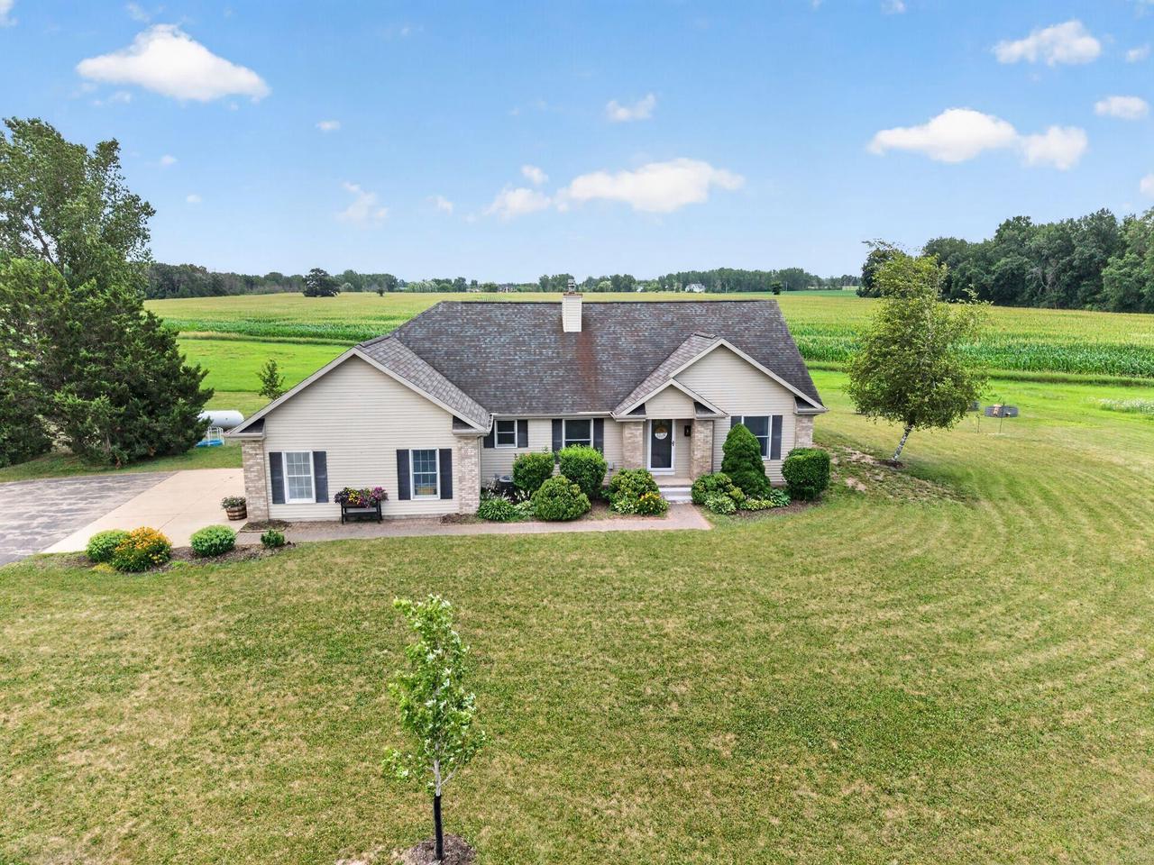 7265 County Rd D, Winneconne, WI 54963 — photo 2