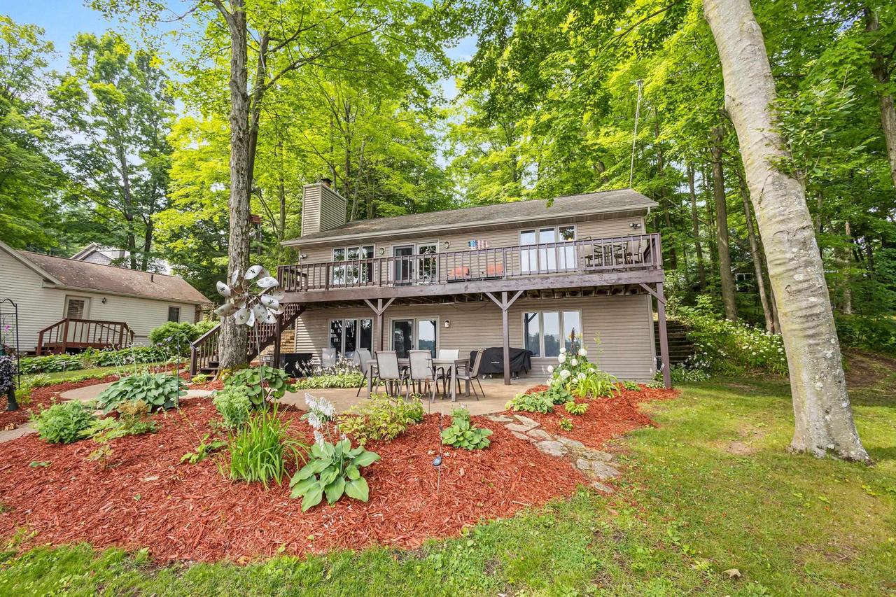 10180 Ridge Lane, Brazeau, WI 54161