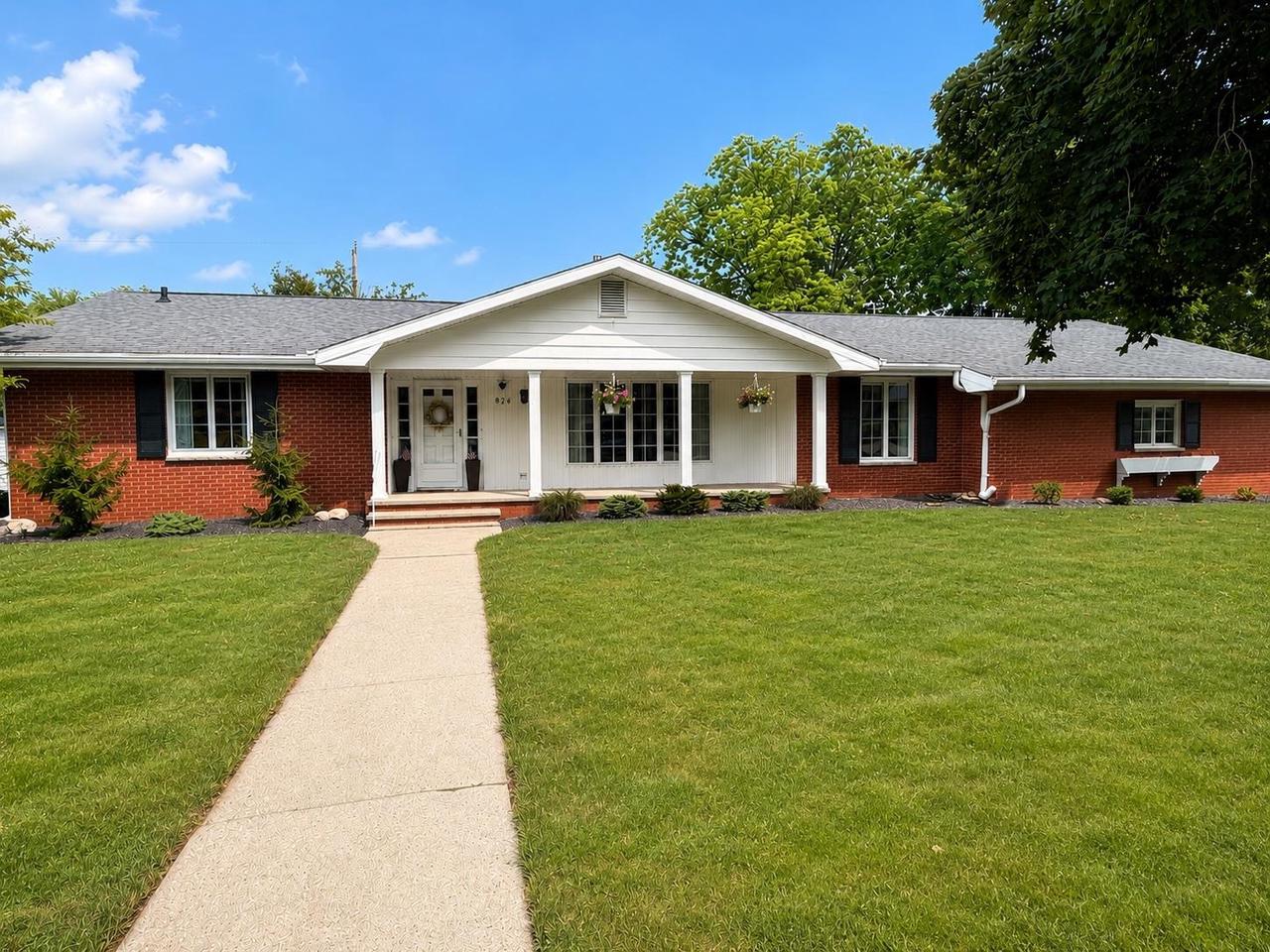 826 Green Street — photo