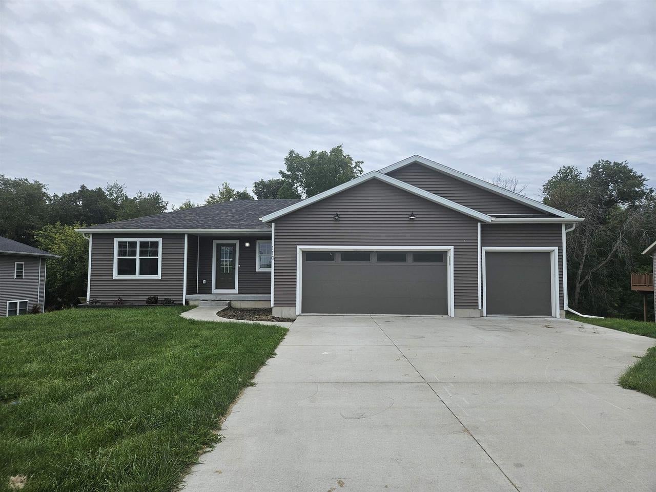 110 Dexter Drive — photo