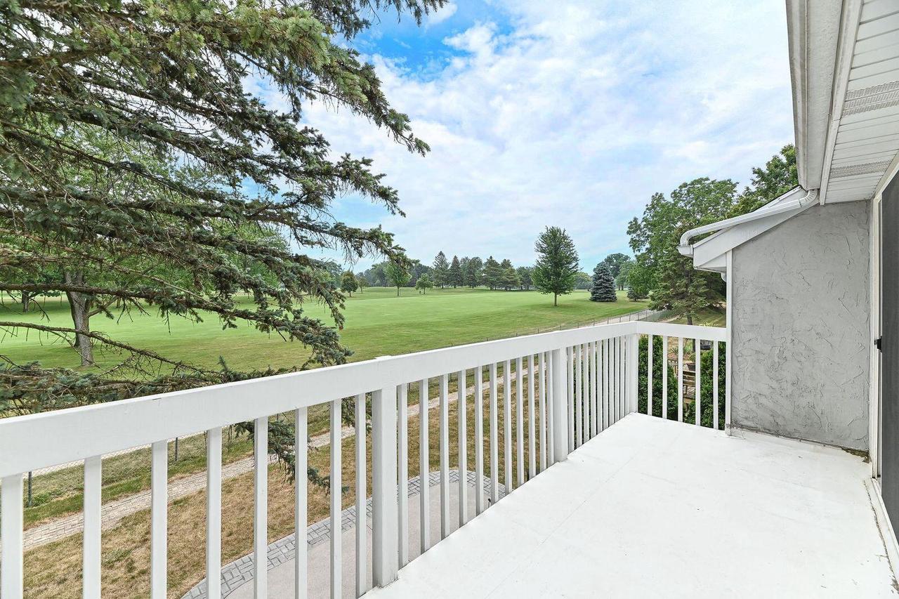 7436 W Tuckaway Creek Drive — photo