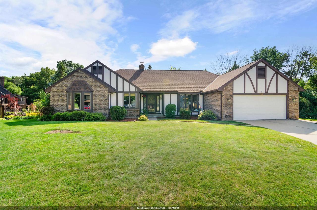 1421 Harbor Springs Circle — photo