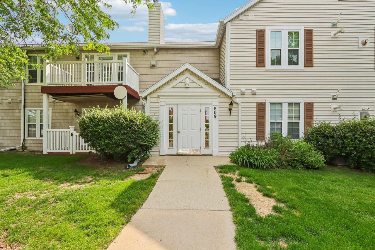 809 Harbor House Drive 4 — photo