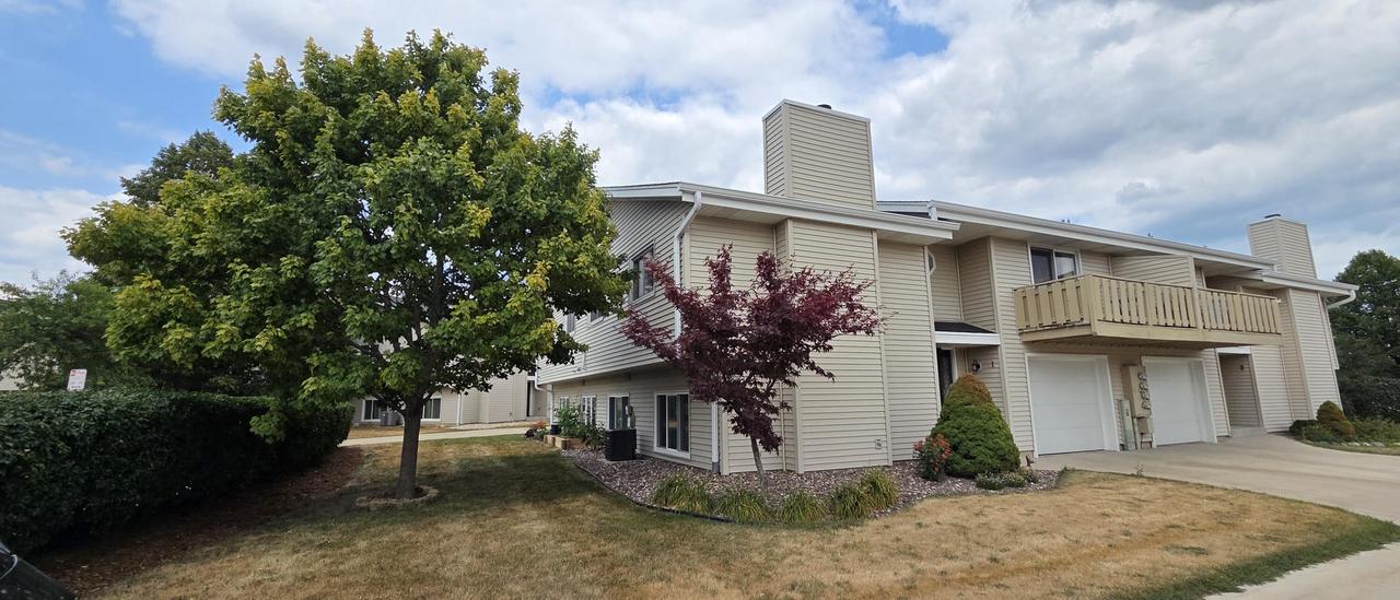 6461 S Crabapple Court 1 — photo