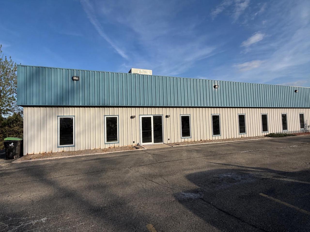 1011 S Spring Street — photo