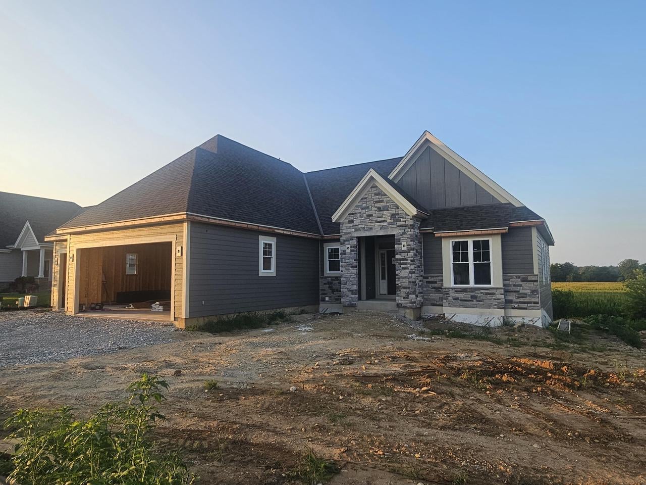 1607 Sauk Trail — photo