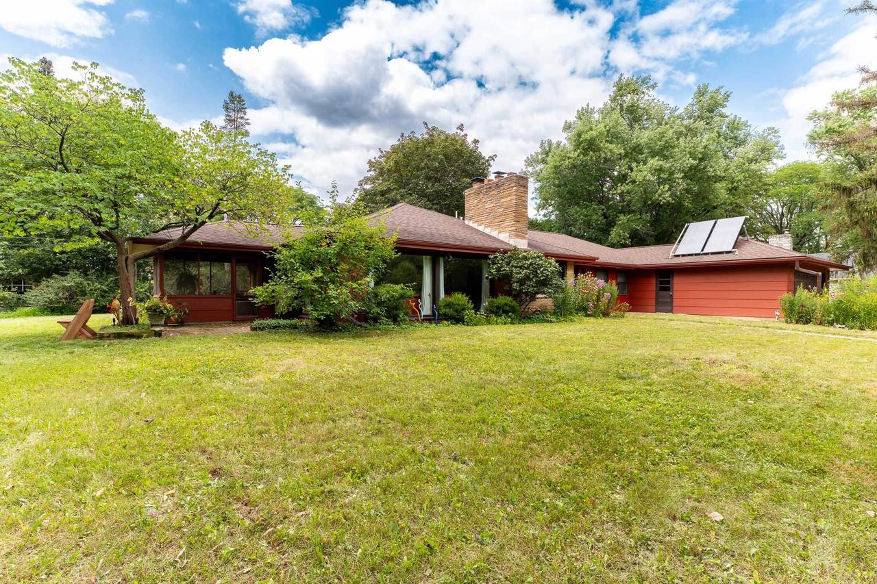 25 Hiawatha Circle — photo