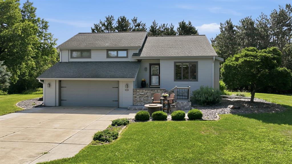 2416 Aurora Circle — photo