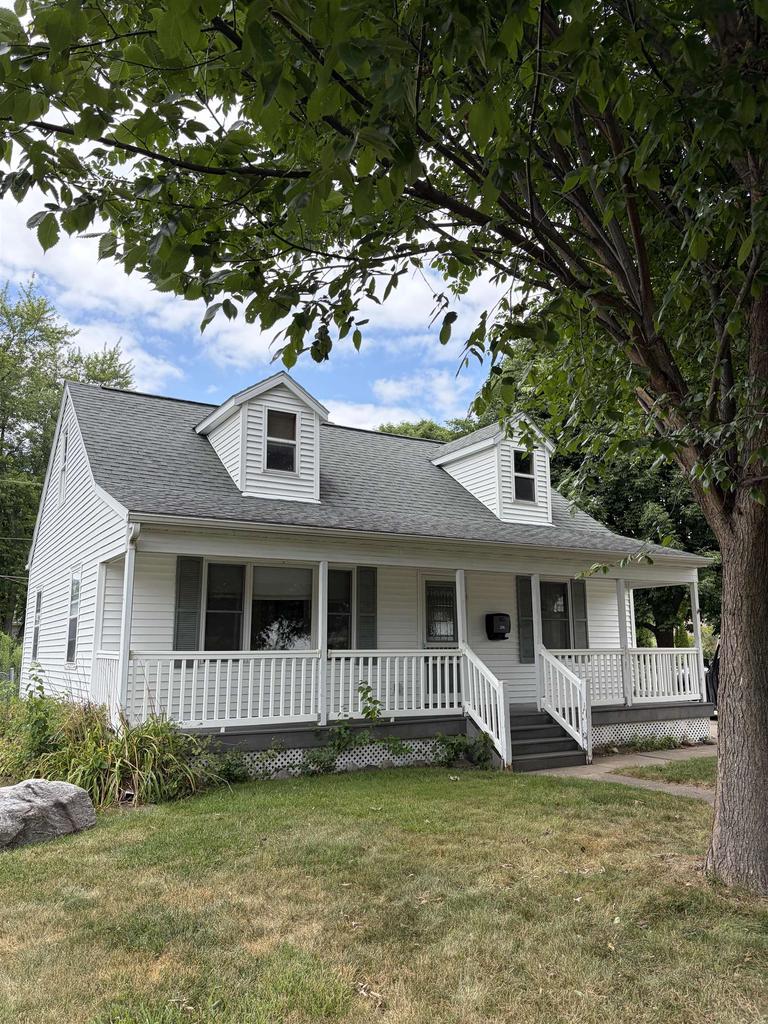 206 N Marietta Street — photo