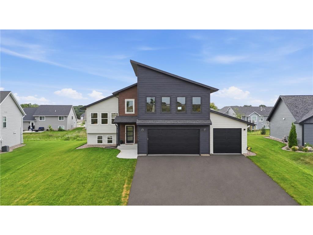 2578 Meadows Drive — photo