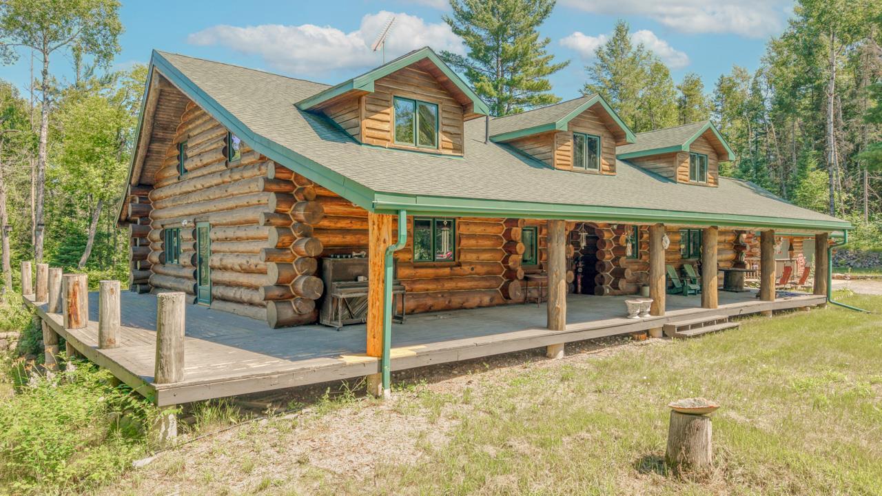 W2220 US Hwy 2 — photo
