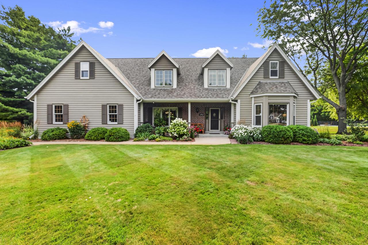 103 Birch ROAD, Delafield, WI 53018