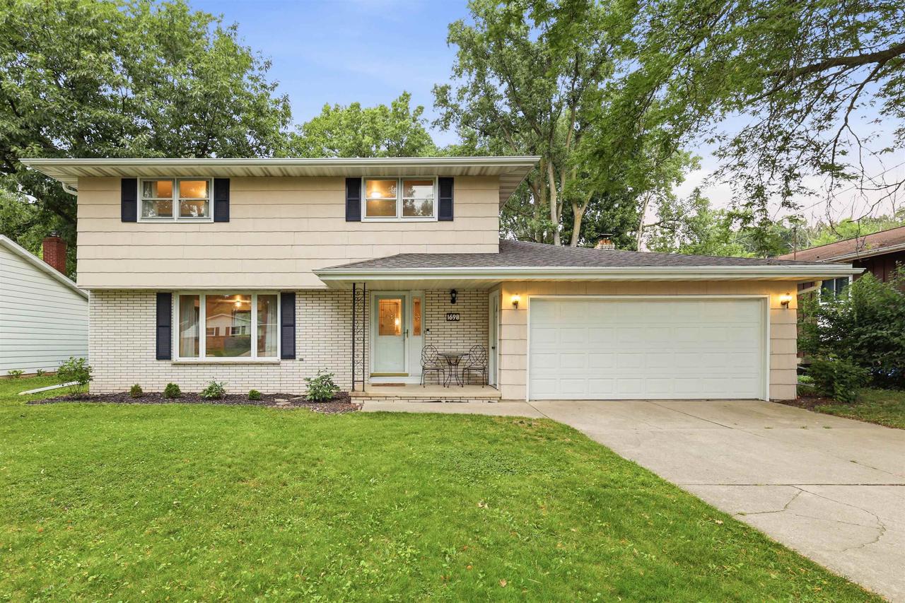 1698 Beaver Dam Drive — photo