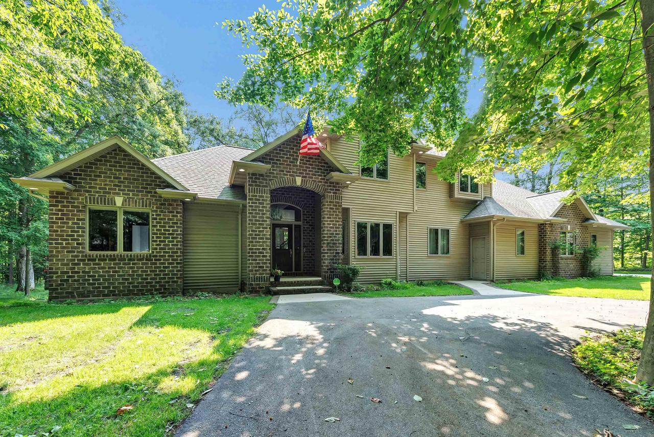 3240 Crystal Creek Court — photo