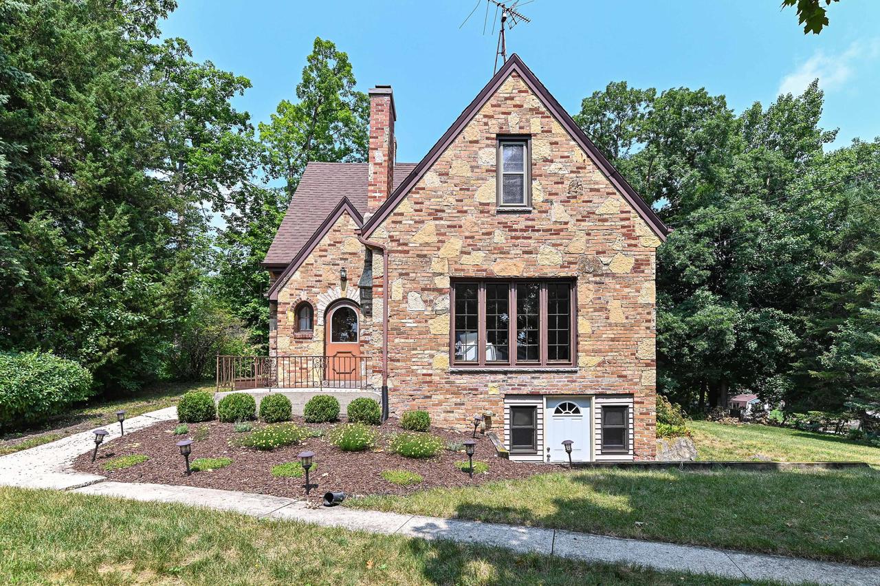 30406 Forest Drive — photo
