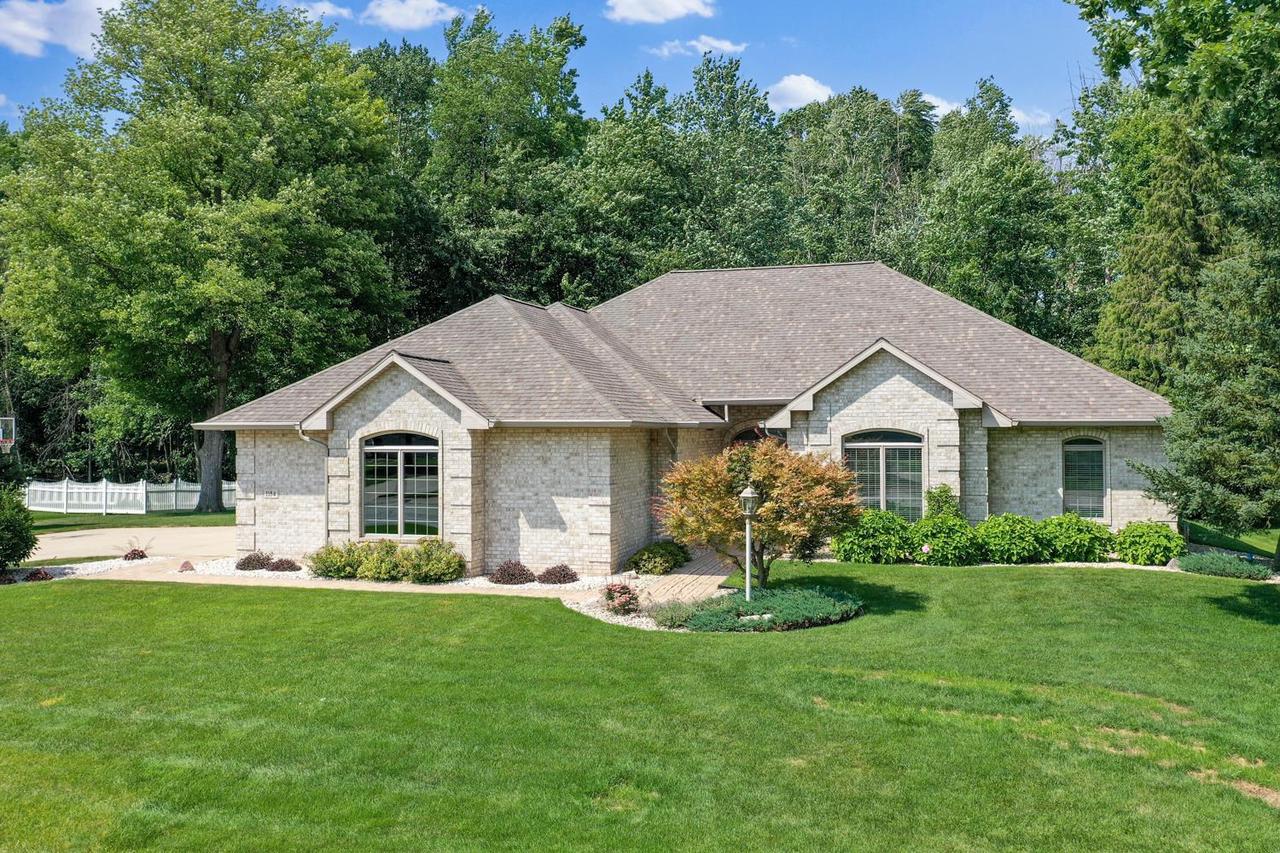 1184 Pleasant Valley Drive — photo