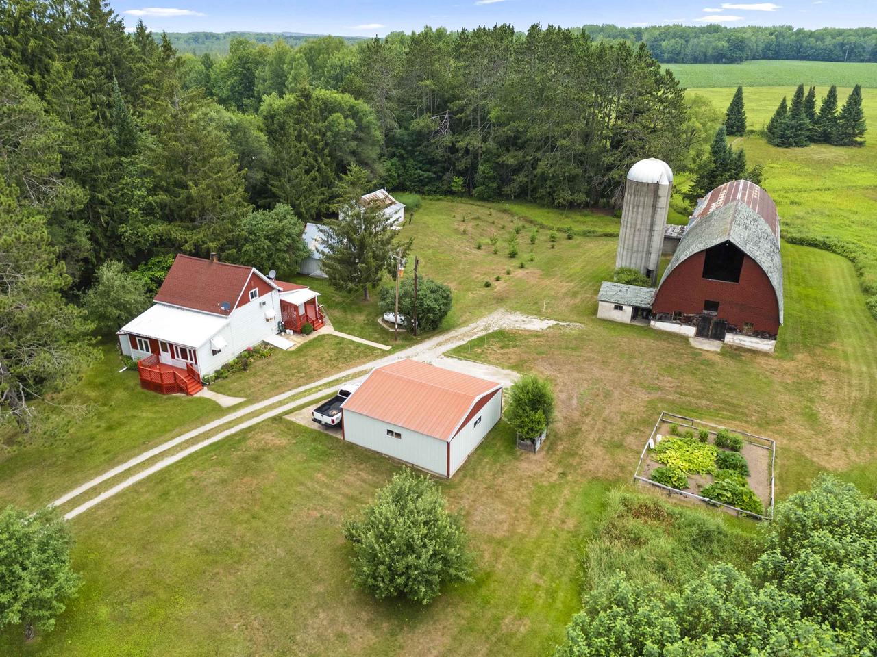 W5760 County Rd X, Middle Inlet, WI 54177 — photo 2
