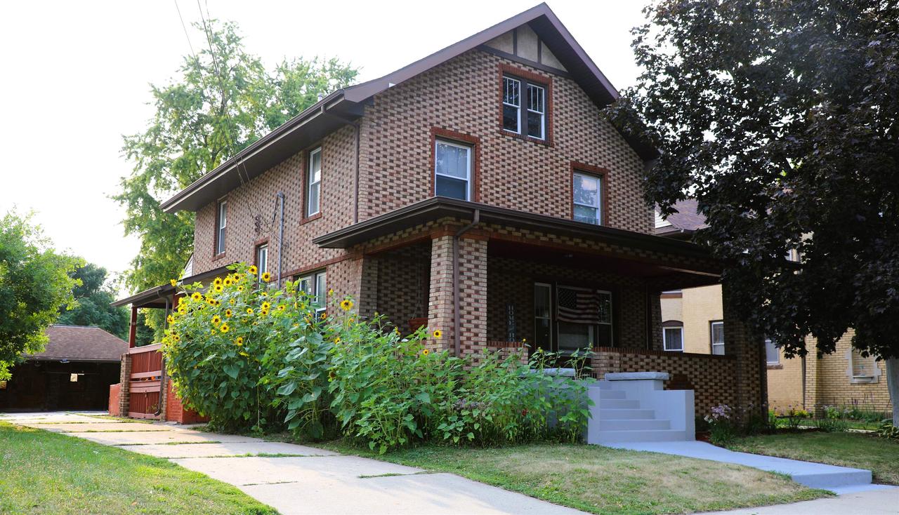 812 S Locust Avenue — photo