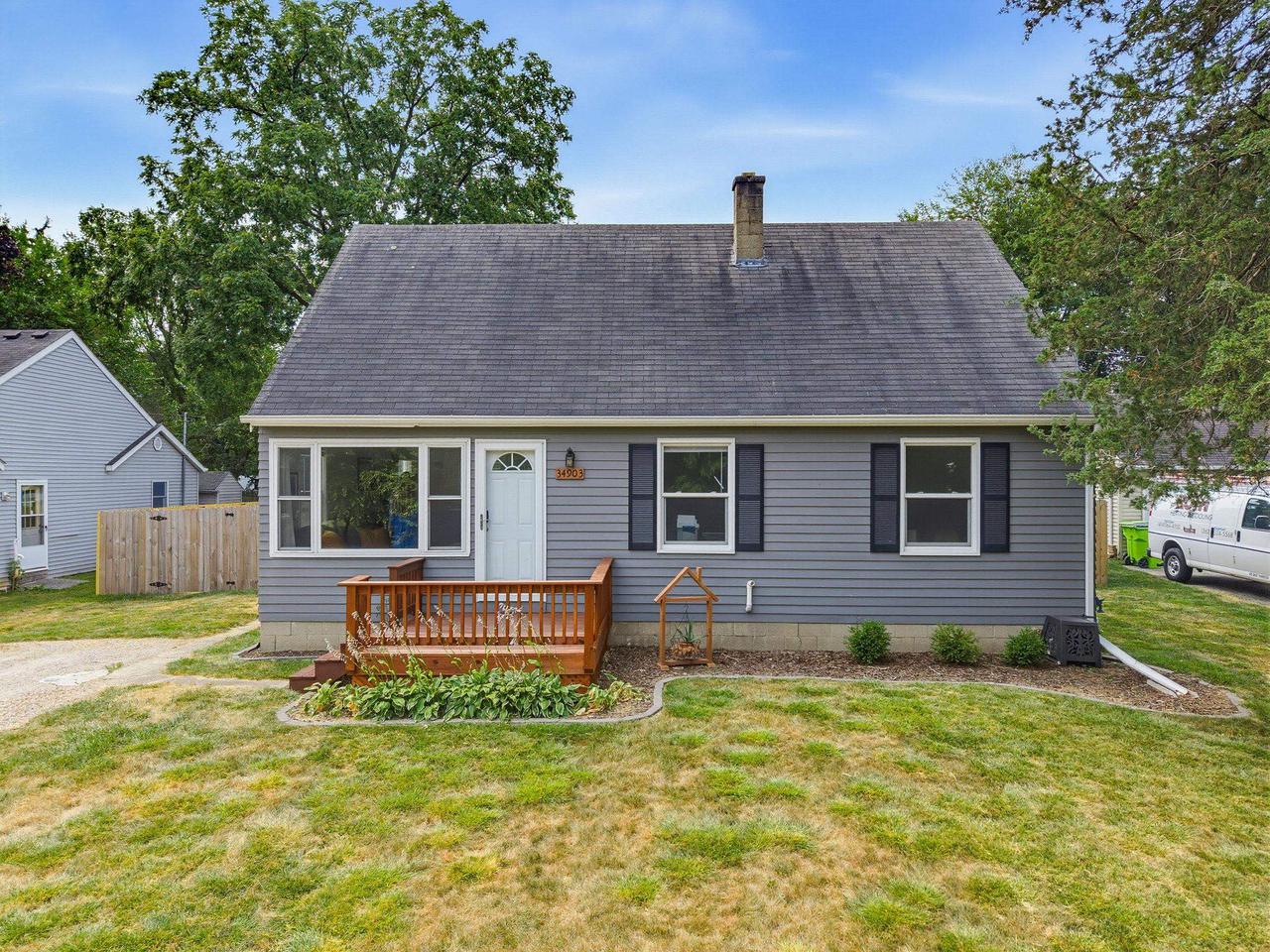 34903 Parkway Drive — photo