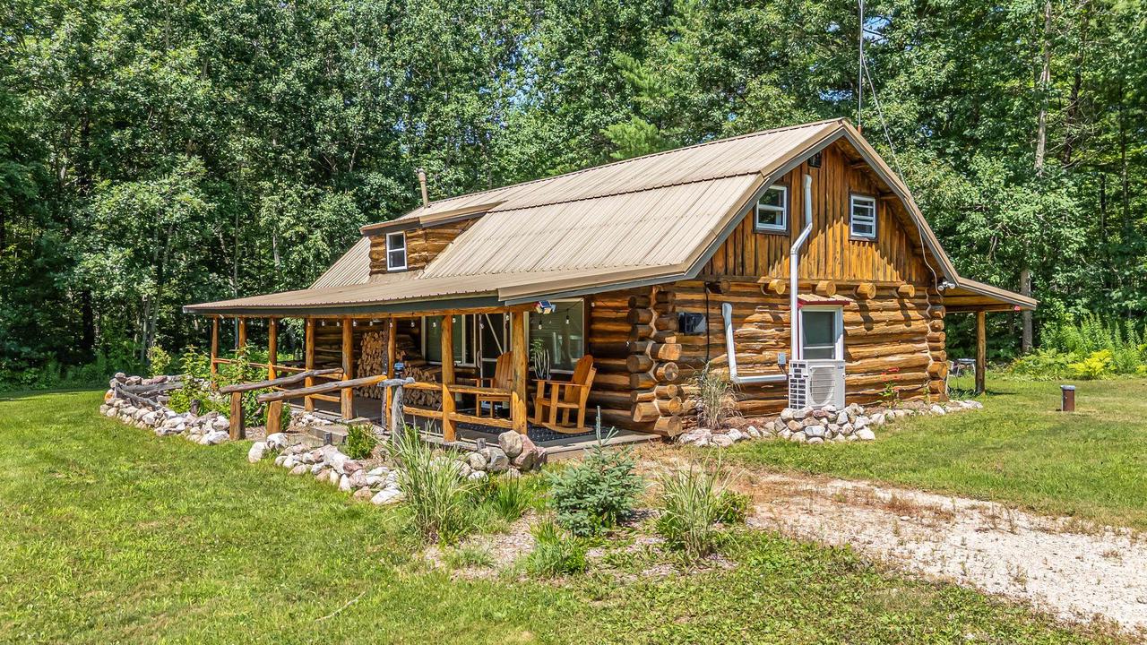 N17187 Boulder Ridge Drive, Beecher, WI 54156 — photo 2