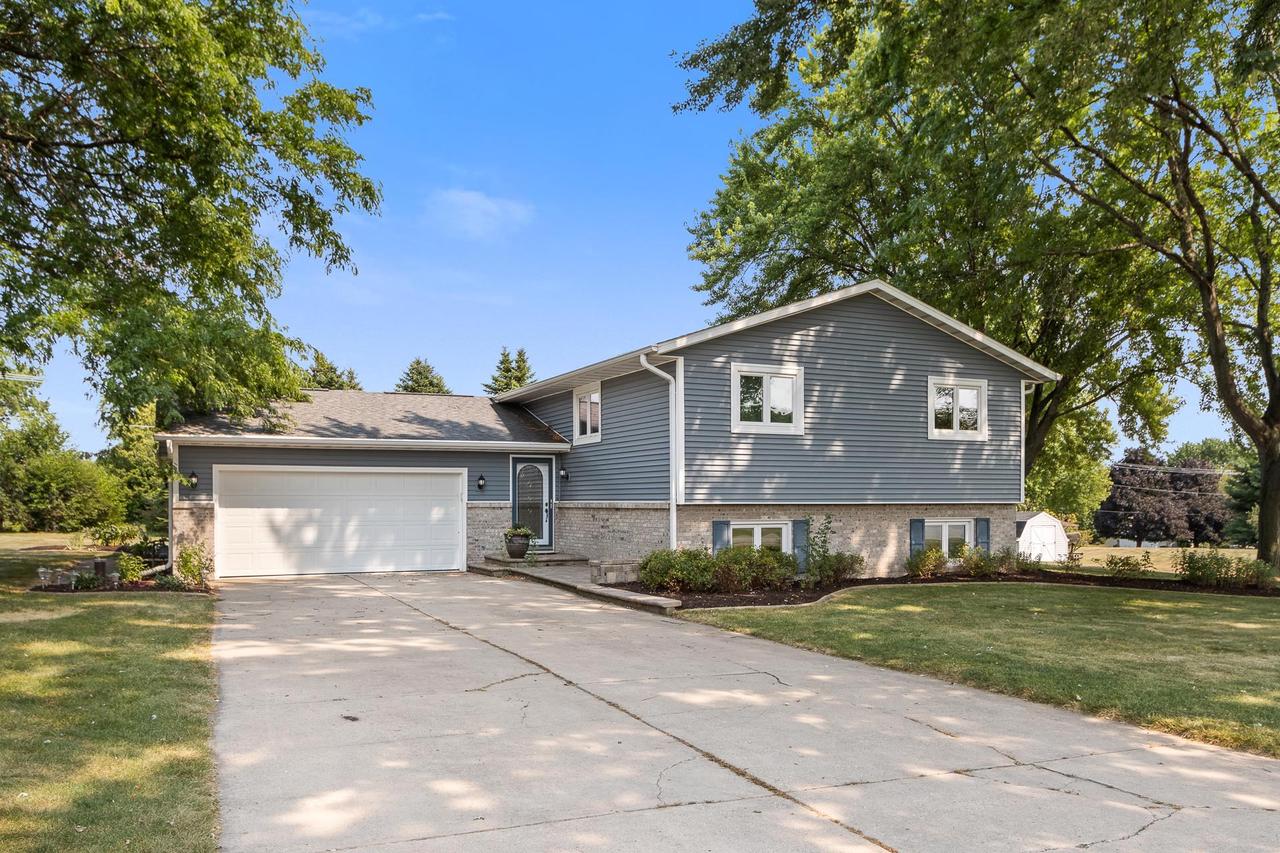 3893 Terrace Circle — photo