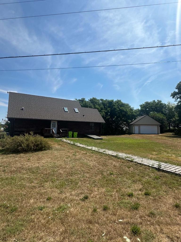400 Haugen Road — photo