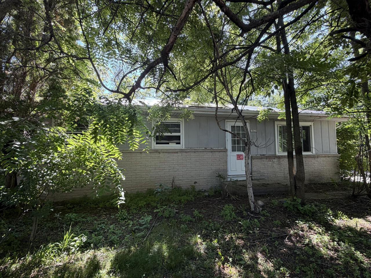 10628 S Austin Street — photo