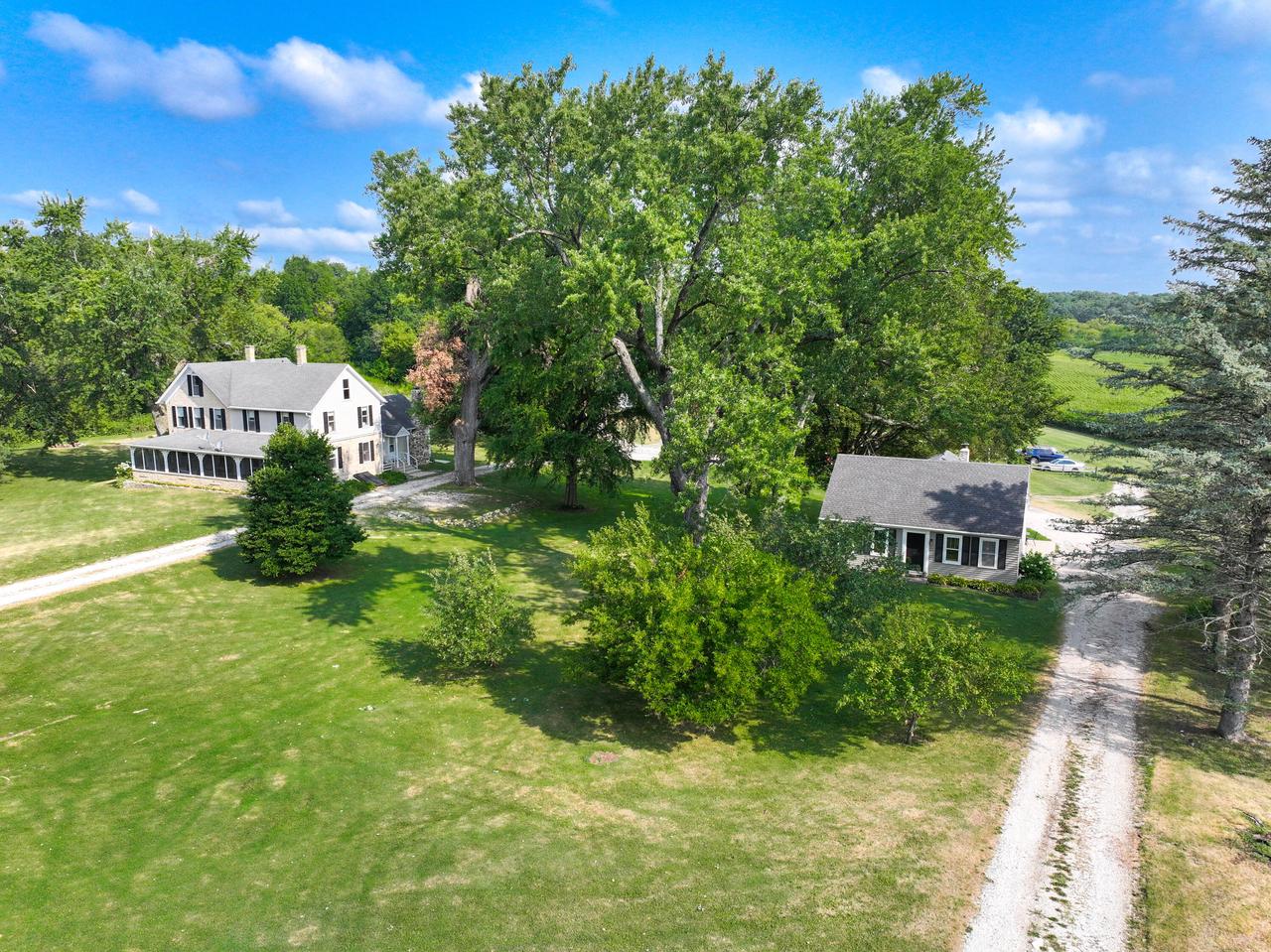 5264 Warren Road 5254 — photo