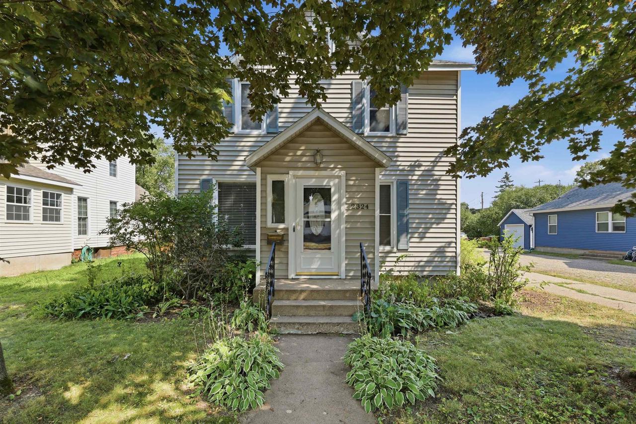 2324 Clark Street — photo