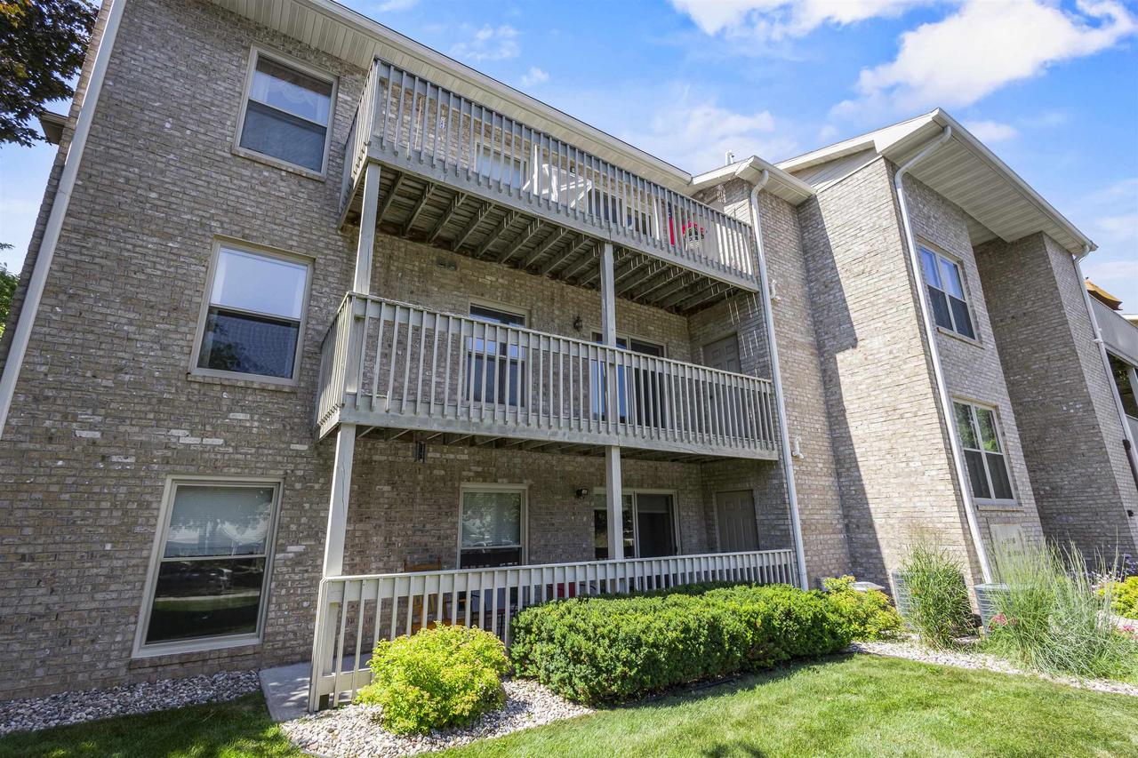 1600 Rustic Oaks Court #11 — photo