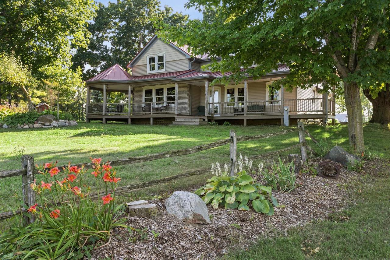 8122 Morrison Road — photo