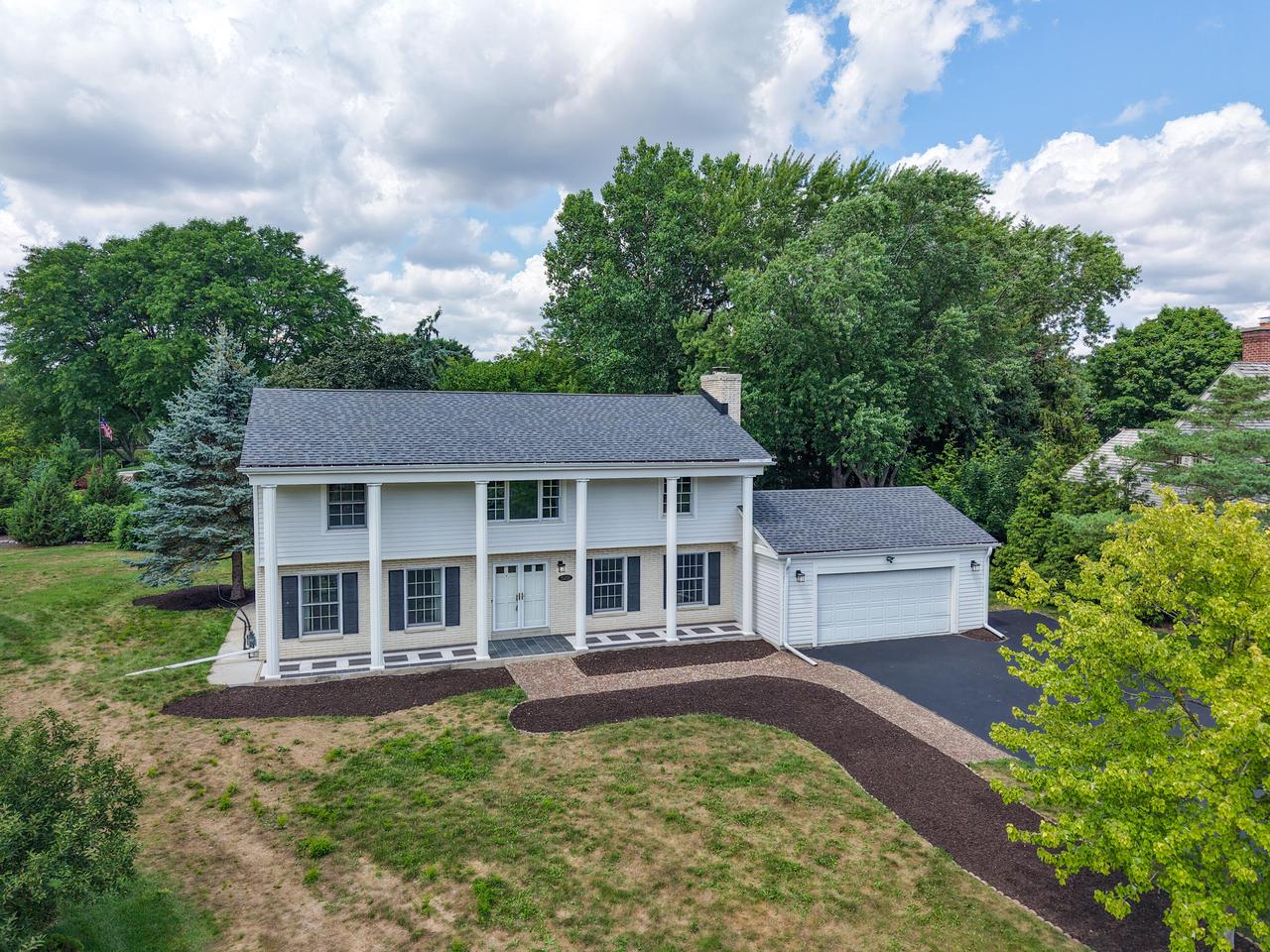 15200 Briaridge Court — photo
