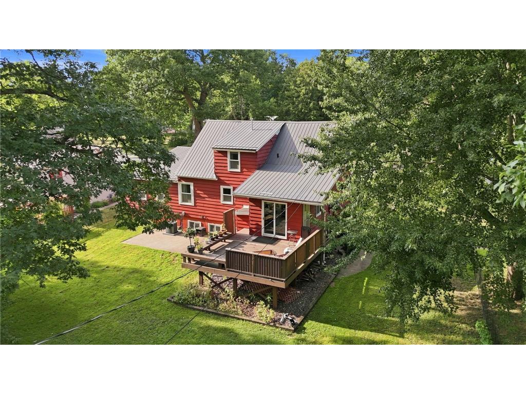 501 Oak Street — photo