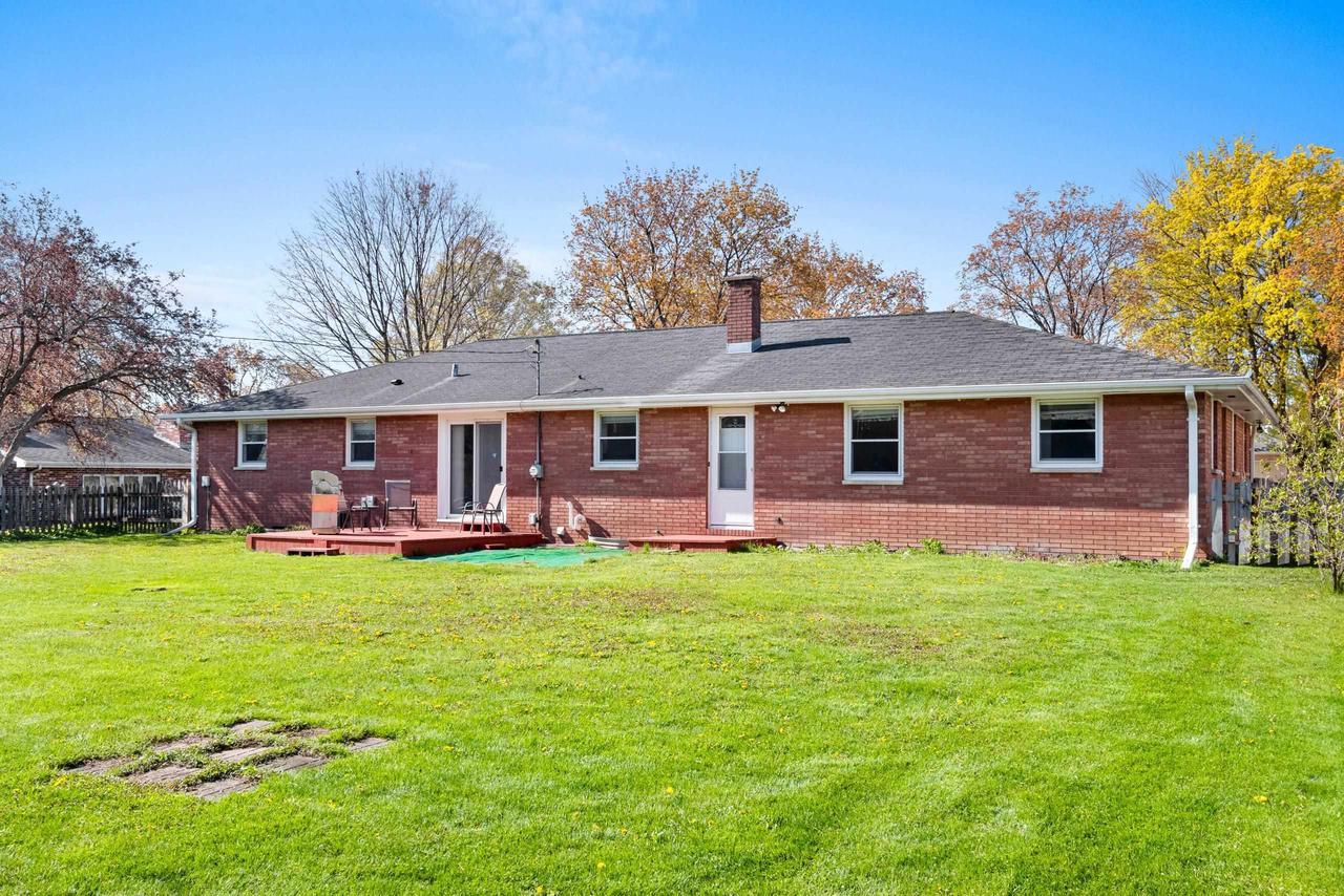 914 Rasmussen Place, Ashwaubenon, WI 54304 — photo 2