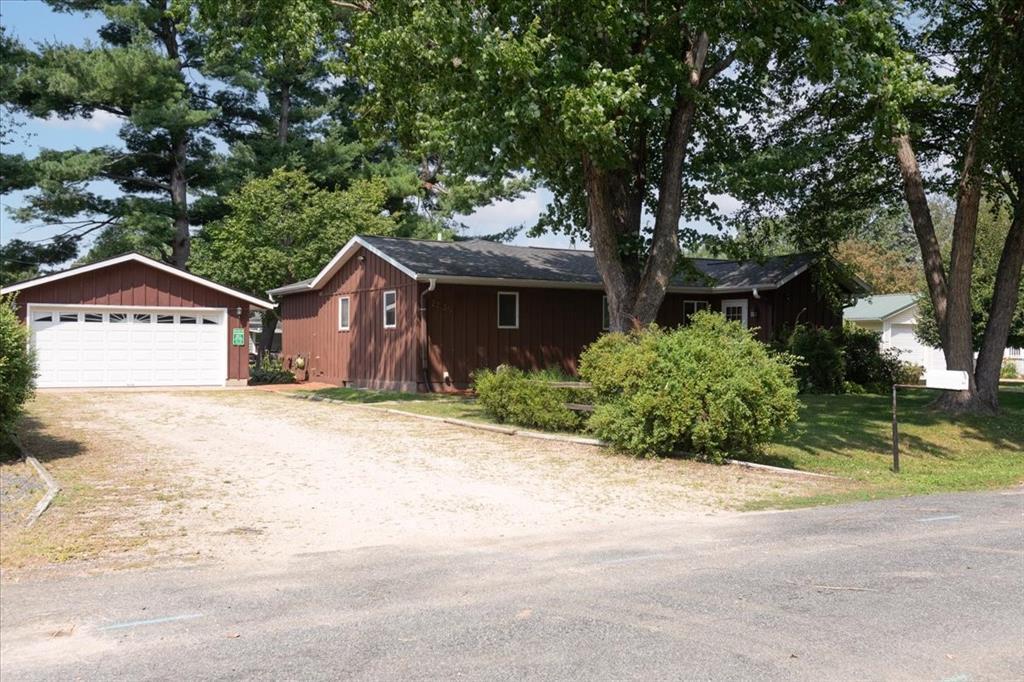 2235 Mathews Street — photo