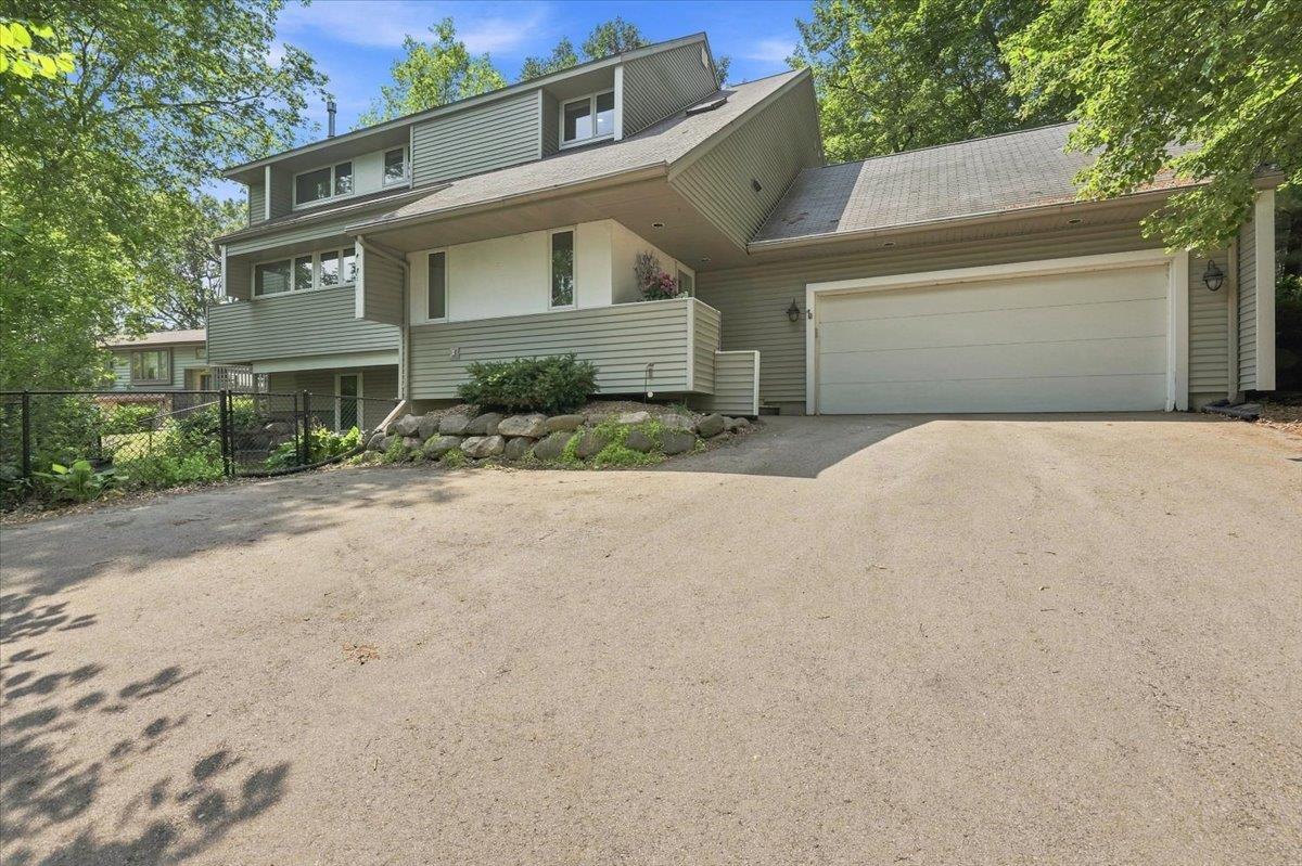 5310 N Cook Street — photo