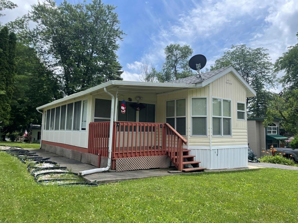 473 Westview Court — photo